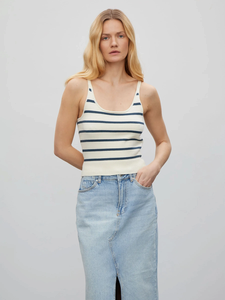 9183807 trikotazhnyy top b2934 mallony d