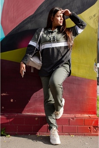 4988741 d16114bb 4af7 4356 bbe5 0f0297f4efad