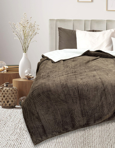 8897335 1ea1d03a 0093 40db a225 52bab41c52b9