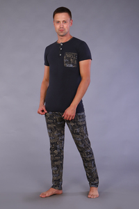 9047548 6ca1c3c8 db87 414b 86d8 b06f10903489