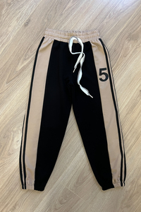 9047840 2ec9c188 f2e4 4458 83ae 03f12a51c2be