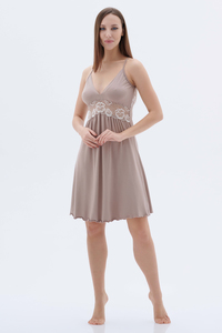 9135900 59aed27d f277 4506 9c41 fdd11f1295ca