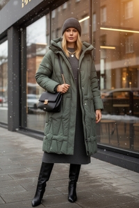 9317982 37aecdec 5bd4 401c 9da8 d5eaf7e58223