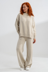 9318135 63112438 531d 4ca2 adba c7042fcdf7b3