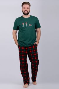 9319041 1305d0e0 8411 4e28 8b6e dd89d7ba2fee