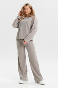 9327613 0924efe1 2ce9 4cda 9650 76d32c34a945