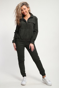 9344618 d4e15e1d 8706 4664 ba9e ceeb6e18442a