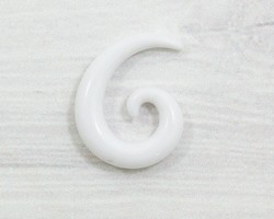 8008651 822567491 spiral v uho