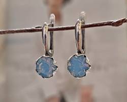 8436835 loo opal goluboj