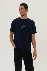 9307652