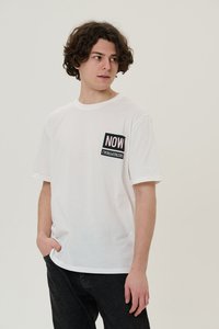 9307817