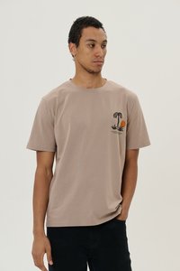 9307827
